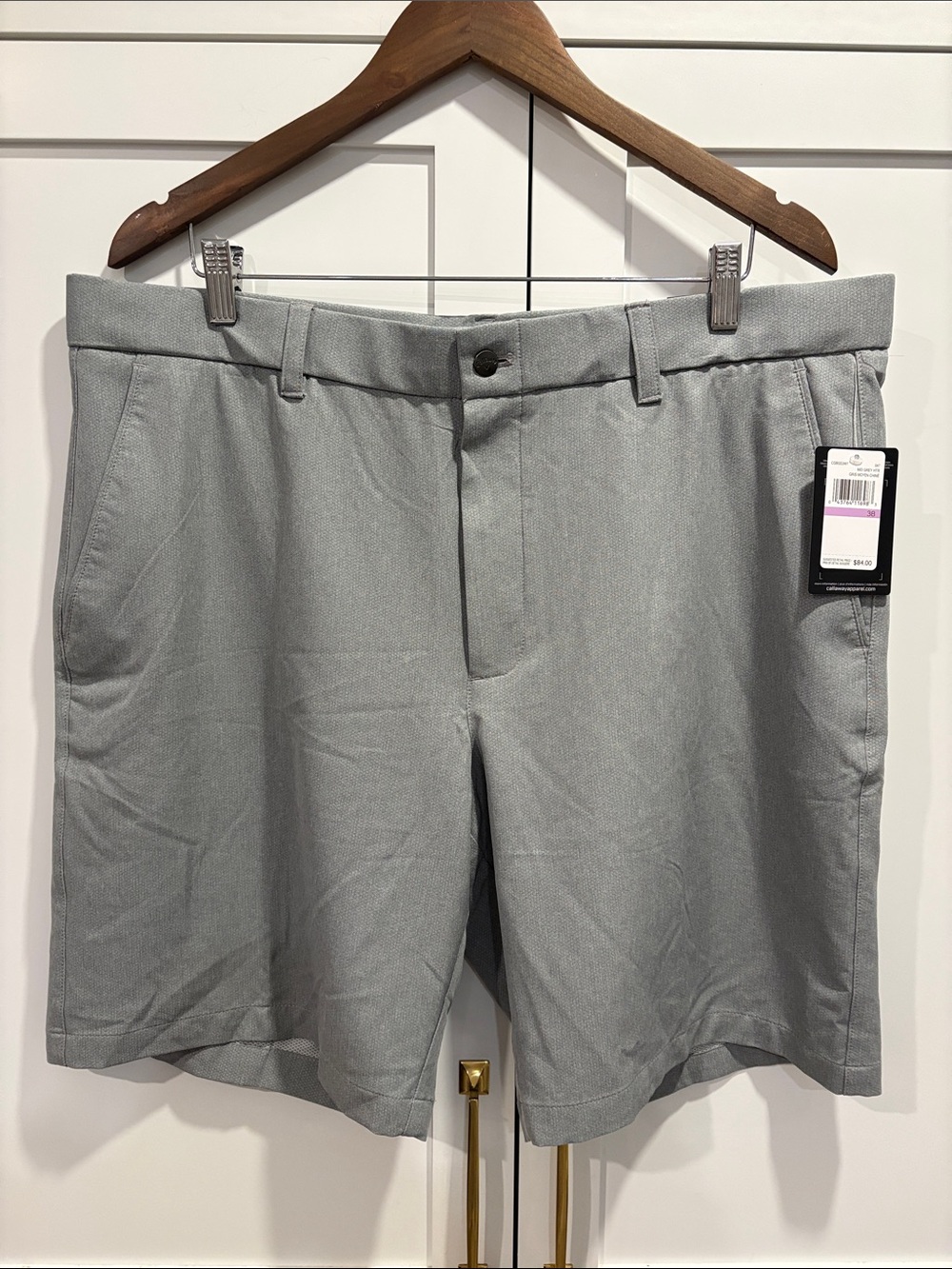 NWT Callaway Men's Light Gray Golf Shorts SZ 38 9''